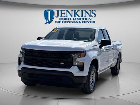 Used 2023 Chevrolet Silverado 1500 W/T w/ Trailering Package image 7