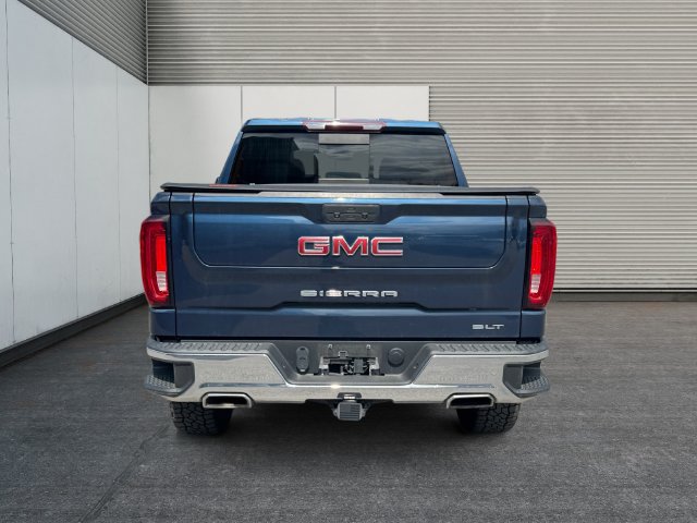 Used 2022 GMC Sierra 1500 SLT w/ SLT Premium Package AWD/4WD image 4
