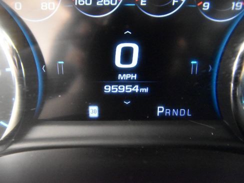 Used 2018 GMC Yukon Denali w/ Open Road Package image 30