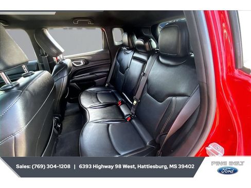 Used 2022 Jeep Compass Limited AWD/4WD image 19