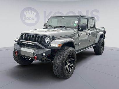 Used 2021 Jeep Gladiator Overland w/ Popular Equipment Package
