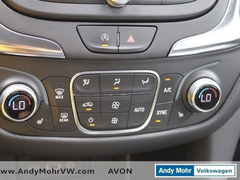 Used 2024 Chevrolet Equinox LT FWD image 39