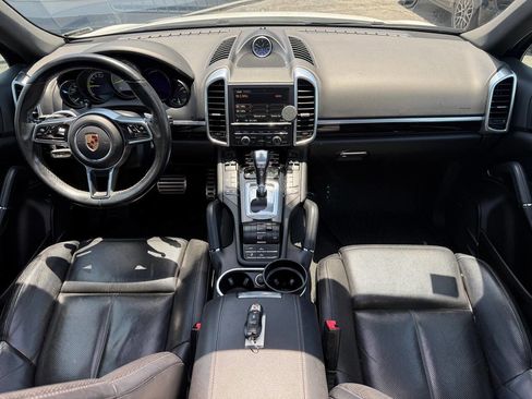 Used 2016 Porsche Cayenne S AWD/4WD image 21