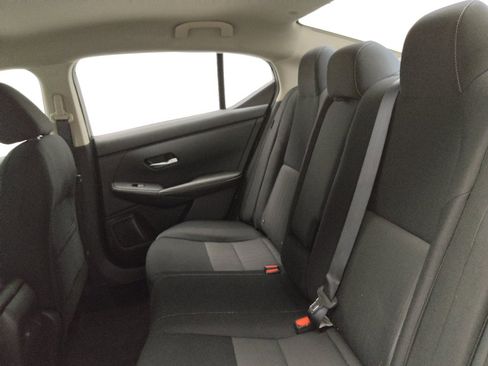 Used 2020 Nissan Sentra SV FWD image 18
