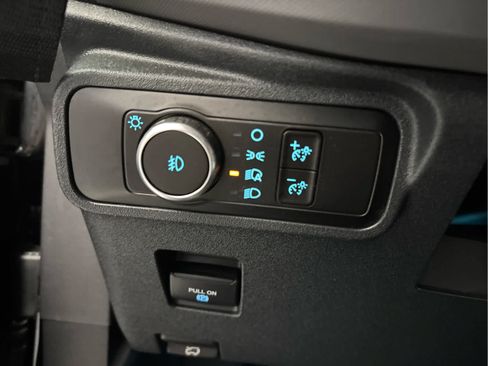 Used 2023 Ford Bronco Black Diamond AWD/4WD image 17