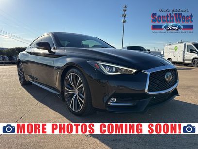 Used 2019 INFINITI Q60 3.0t Luxe w/ Essential Package