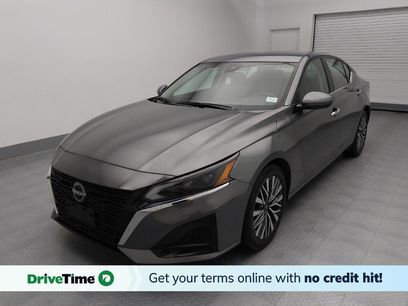 Used 2023 Nissan Altima 2.5 SV