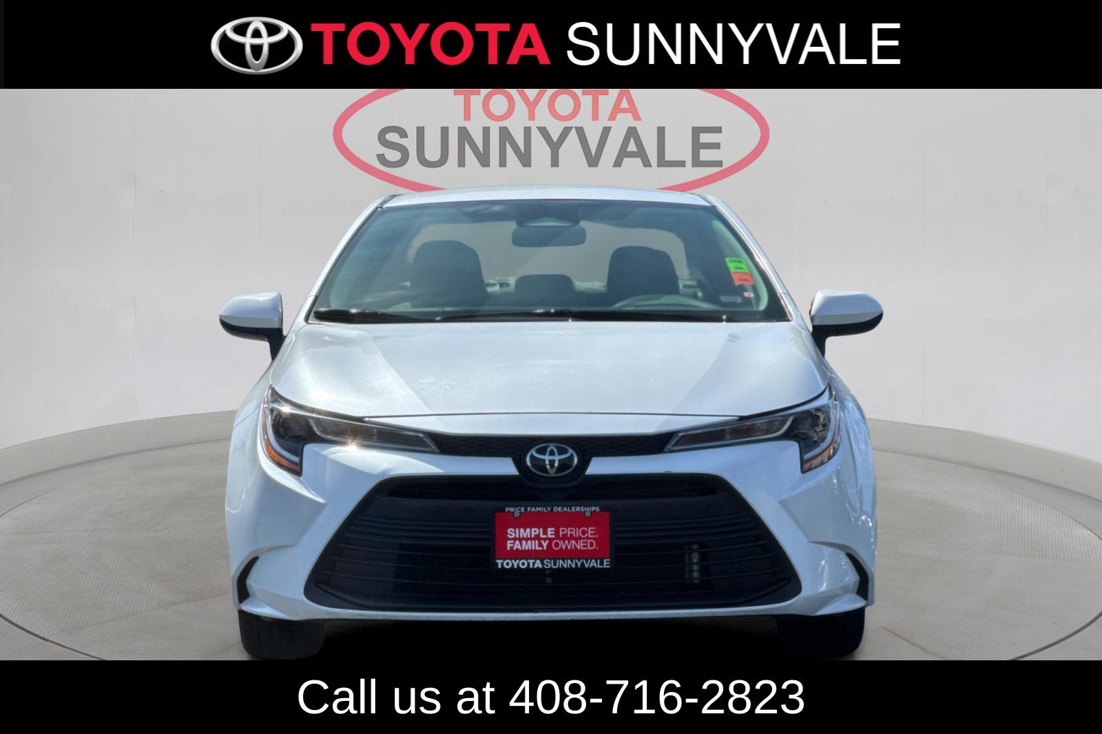 Used 2025 Toyota Corolla LE FWD image 11