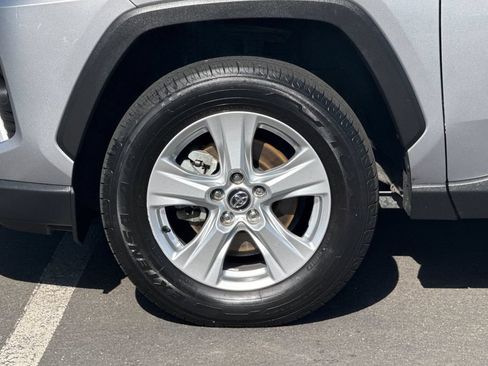 Used 2020 Toyota RAV4 XLE w/ XLE Grade Weather Package AWD/4WD image 26
