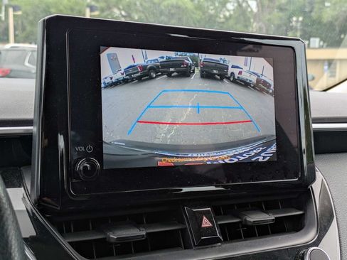 Used 2023 Toyota Corolla LE FWD image 19