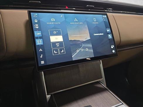 New 2026 Land Rover Range Rover SE image 22