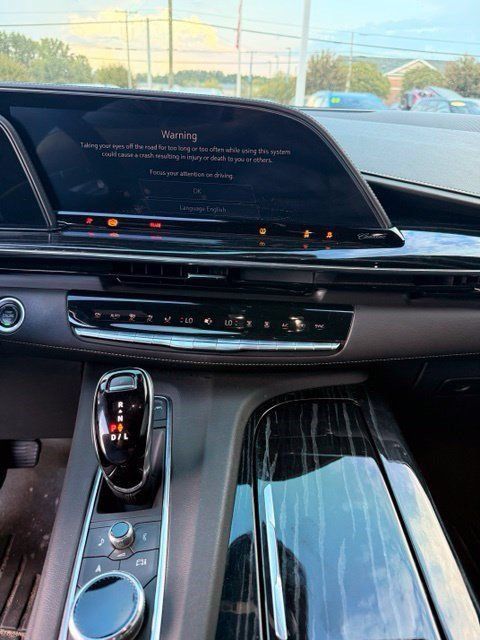 Used 2021 Cadillac Escalade Sport w/ Driver Assist Tech Package AWD/4WD image 13