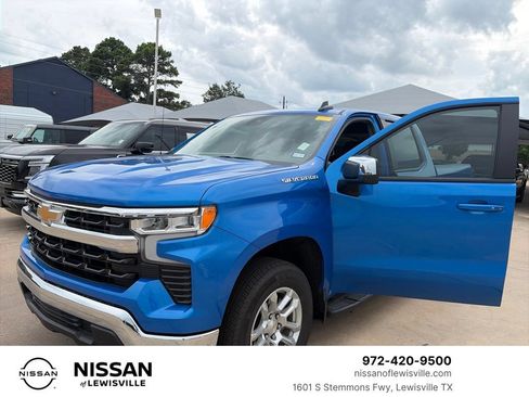 Used 2025 Chevrolet Silverado 1500 LT RWD image 1