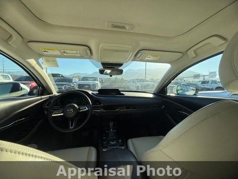 Used 2023 MAZDA CX-30 AWD 2.5 S w/ Premium Package image 10
