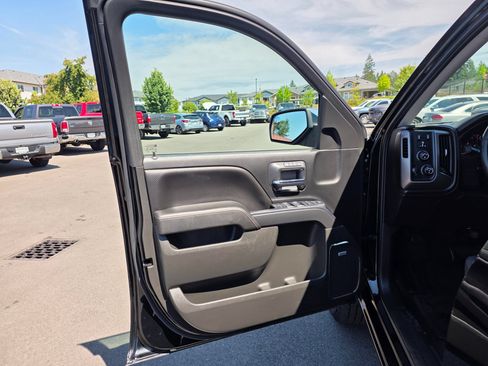 Used 2016 GMC Sierra 1500 SLT w/ All-Terrain Package AWD/4WD image 24