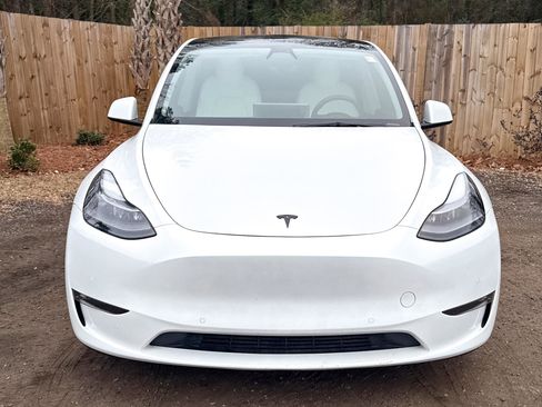 Used 2022 Tesla Model Y Performance image 20