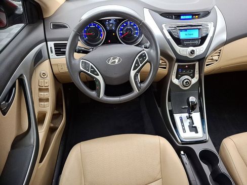 Used 2012 Hyundai Elantra Limited image 21