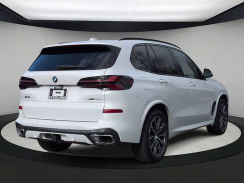 New 2026 BMW X5 xDrive50e w/ M Sport Package image 8