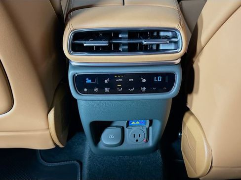 New 2026 Genesis GV80 3.5T Prestige AWD/4WD image 18