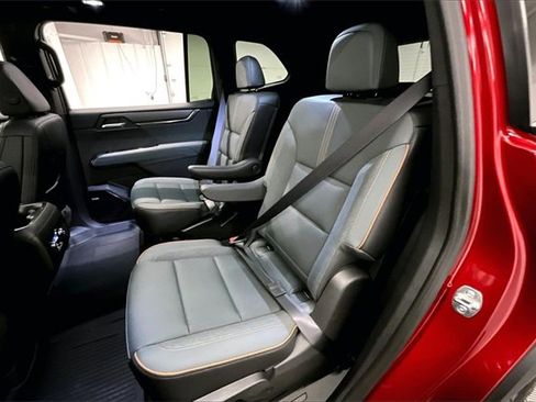 Used 2025 GMC Acadia AT4 w/ LPO, Floor Liner Package image 22