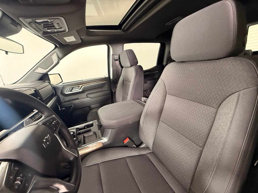 New 2026 Chevrolet Silverado 1500 RST AWD/4WD image 46