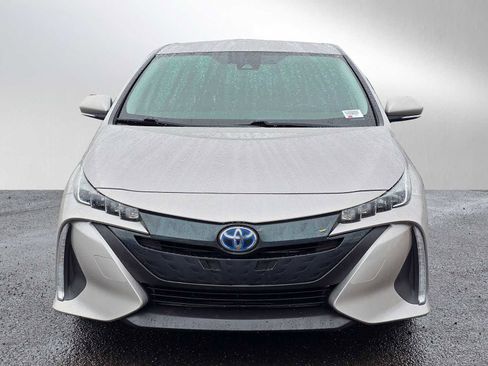 Used 2021 Toyota Prius Prime XLE image 9