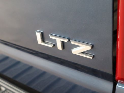 Used 2020 Chevrolet Silverado 2500 LTZ w/ LTZ Plus Package image 60