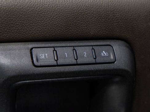 Used 2016 GMC Sierra 2500 Denali w/ Duramax Plus Package AWD/4WD image 41