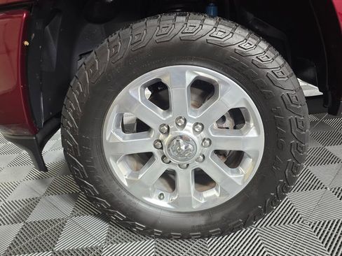 Used 2019 RAM 2500 Laramie image 11