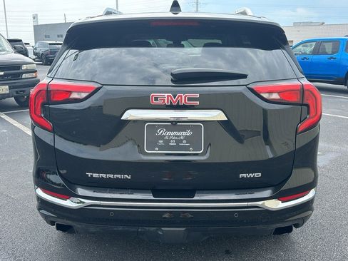 Used 2020 GMC Terrain Denali w/ Denali Premium Package image 6