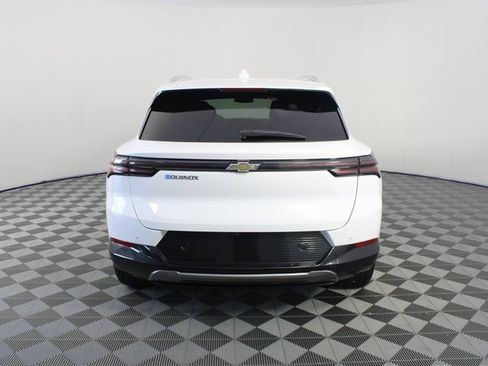 Used 2024 Chevrolet Equinox EV LT image 25