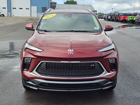 Used 2024 Buick Encore GX Sport Touring image 8