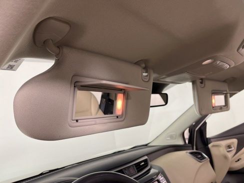 Used 2024 Nissan Murano Platinum w/ Cargo Package FWD image 33