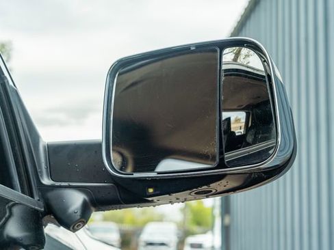 Used 2021 RAM 3500 Laramie image 13