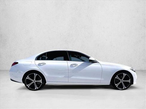 Used 2025 Mercedes-Benz C 300 Sedan image 5