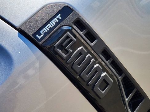 Certified 2024 Ford F250 Lariat w/ Lariat Ultimate Package image 11