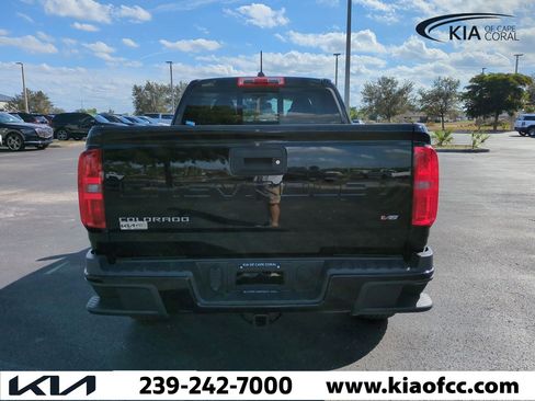 Used 2021 Chevrolet Colorado LT w/ LT Convenience Package image 6