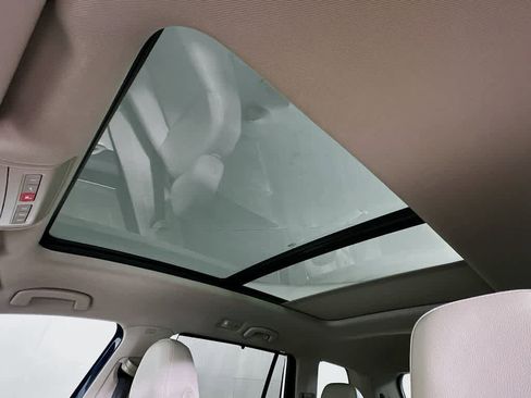 Used 2019 Volkswagen Atlas SEL R-Line image 31