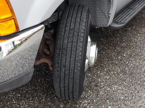 Used 2000 Ford F350 XLT image 41