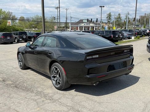 New 2026 Dodge Charger R/T image 8