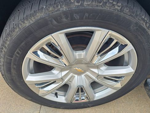 Used 2021 Chevrolet Tahoe High Country AWD/4WD image 30