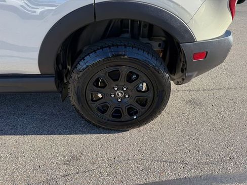 Used 2025 Ford Bronco Sport Badlands image 22