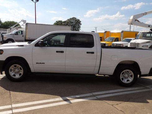 Used 2025 RAM 1500 Tradesman AWD/4WD image 4