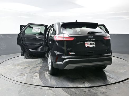 Used 2024 Ford Edge SEL image 57