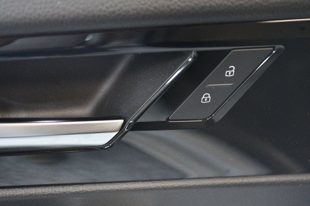 Used 2020 Volkswagen Jetta SEL Premium FWD image 68