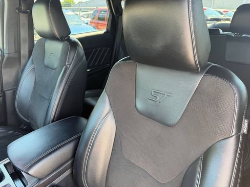 Used 2021 Ford Edge ST w/ Equipment Group 401A AWD/4WD image 13