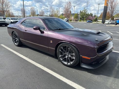 Certified 2021 Dodge Challenger R/T Scat Pack w/ Plus Package RWD image 3
