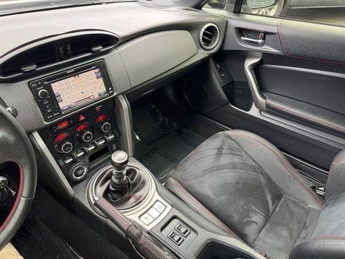 Used 2015 Subaru BRZ Limited w/ Popular Package #1B image 19