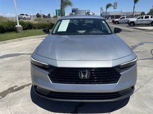 Used 2025 Honda Accord SE image 3