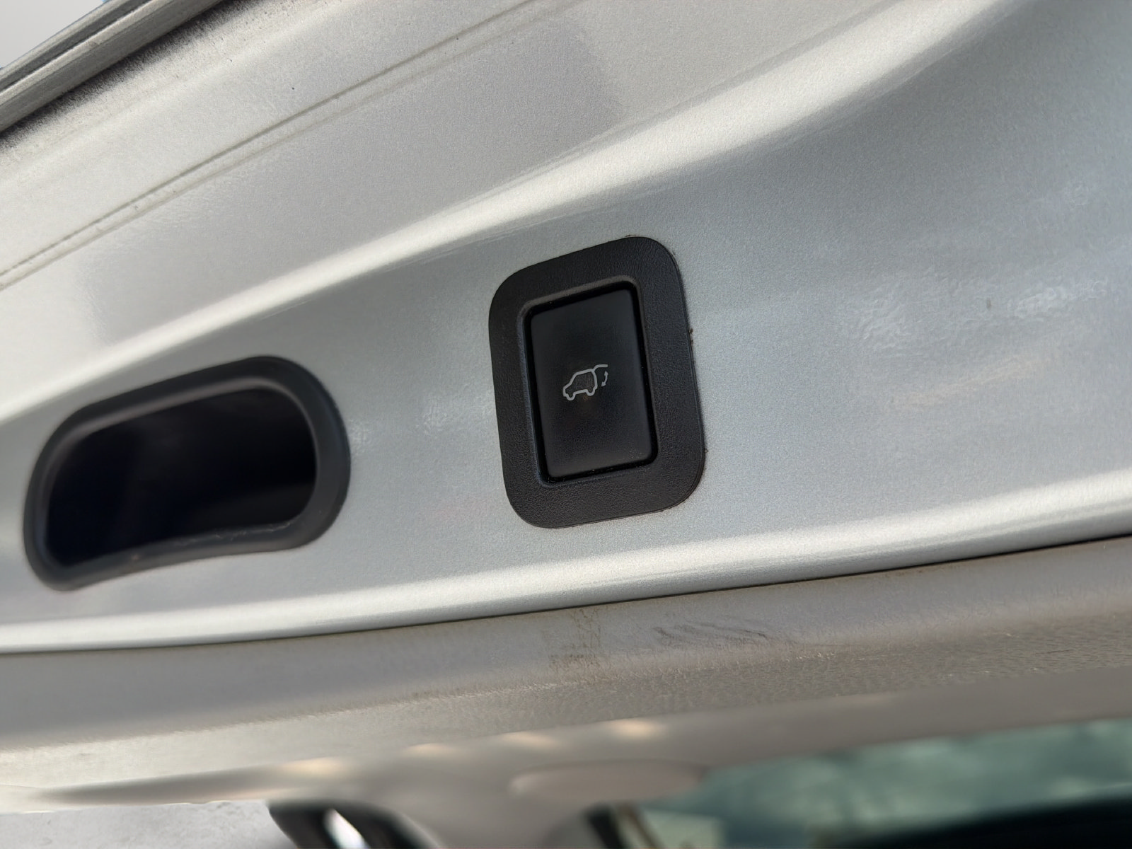 Used 2016 Toyota Highlander Limited Platinum FWD image 37